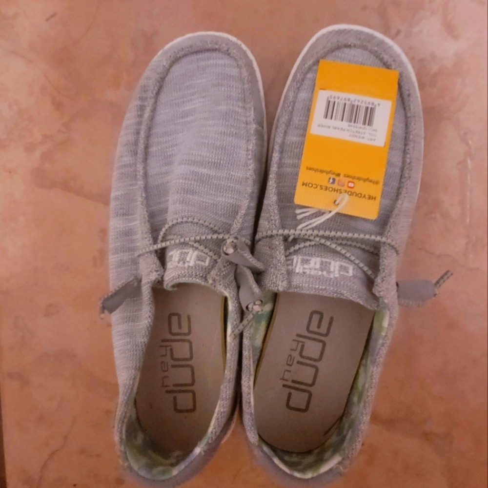 Hey Dudes women's size 10